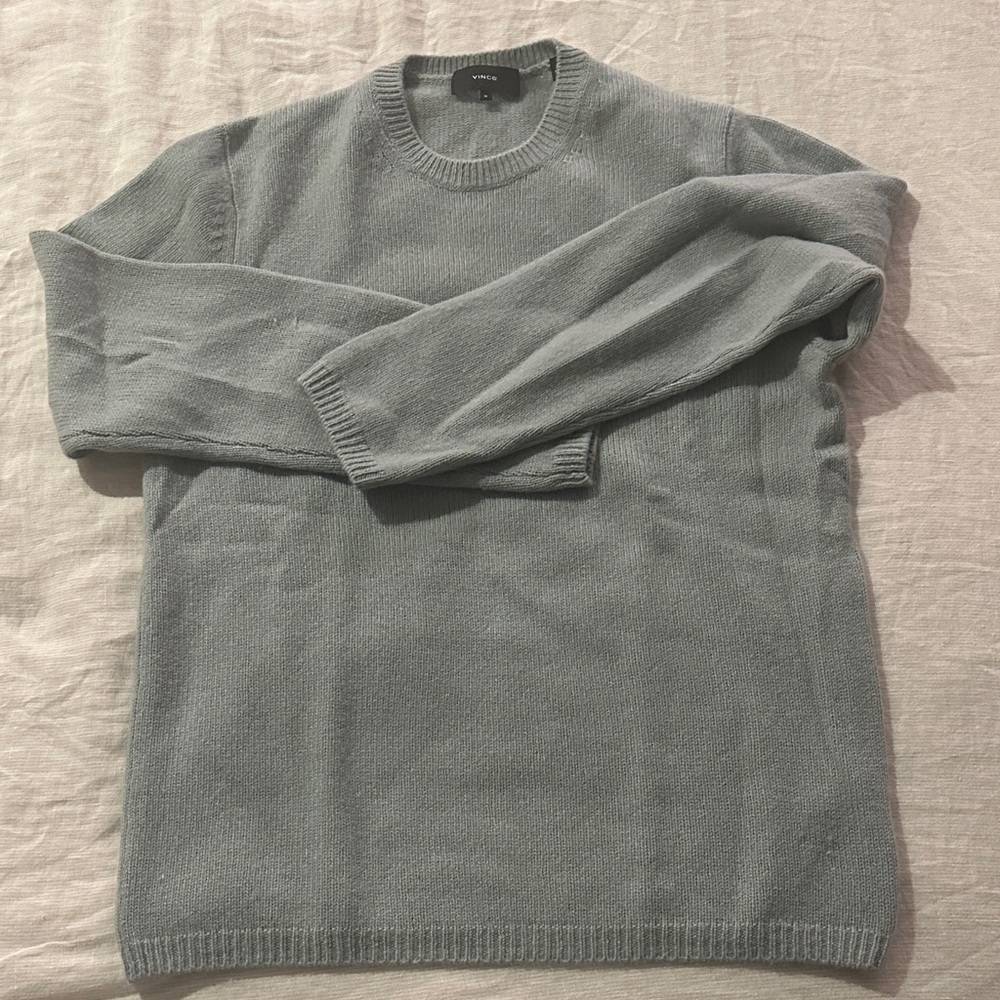 Never worn Vince Cashmere Sweater - Medium
